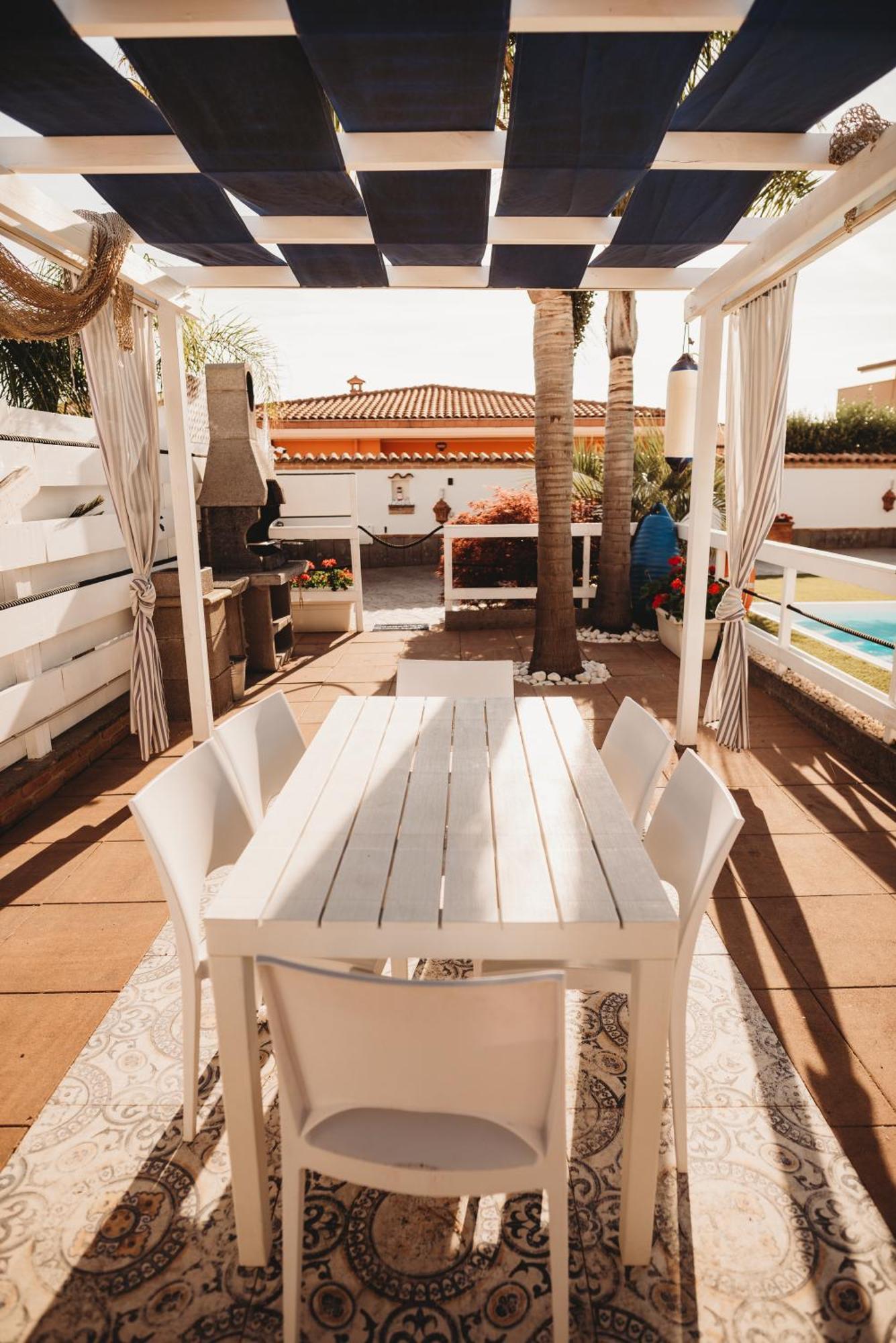 Alloggi Turistici Con Piscina Palestra Jacuzzi Sauna Anzio Exteriör bild